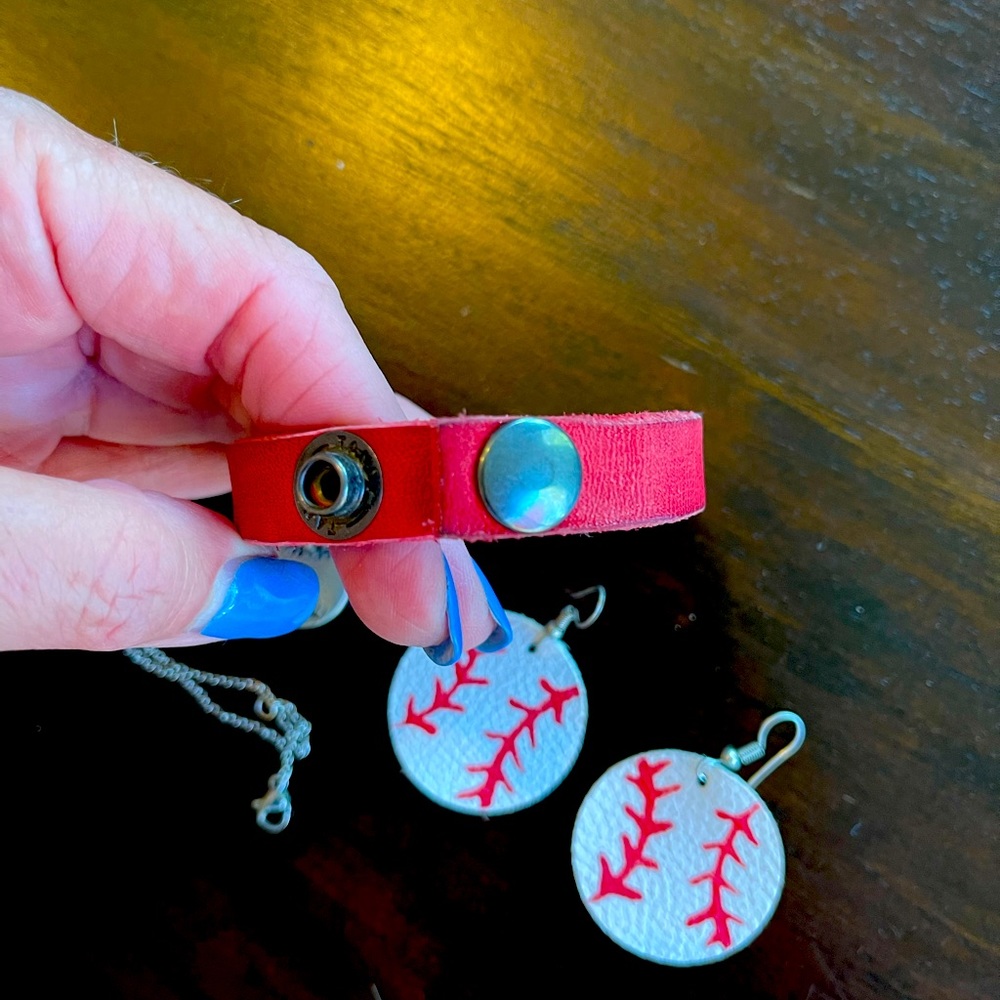 Baseball Jewelry - Picture 2 of 3